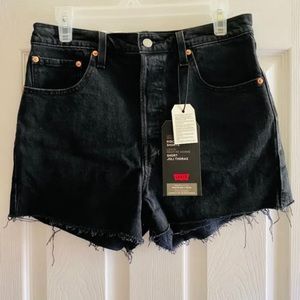 Levi’s Ribcage Shorts